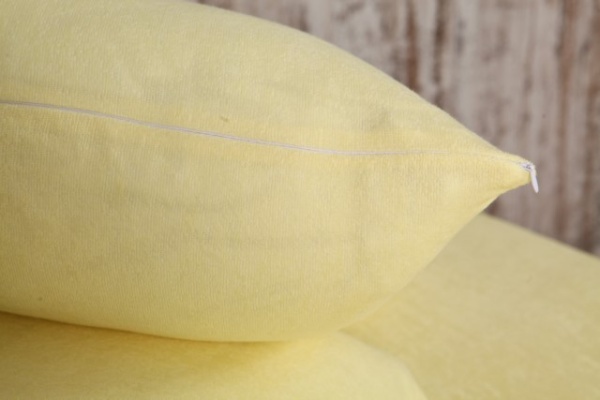 желт подушка